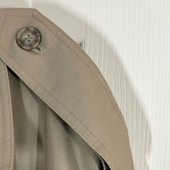 Mens London Fog Classic Double-Breasted Khaki Tan Trench Coat Size 44R Timeless - Picture 13 of 15